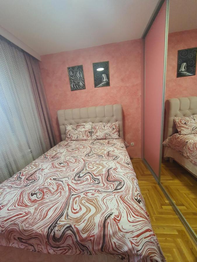 Apartman Kristina, Istocno Sarajevo,Vojvode Radomira Putnika 49F Lukavica ภายนอก รูปภาพ