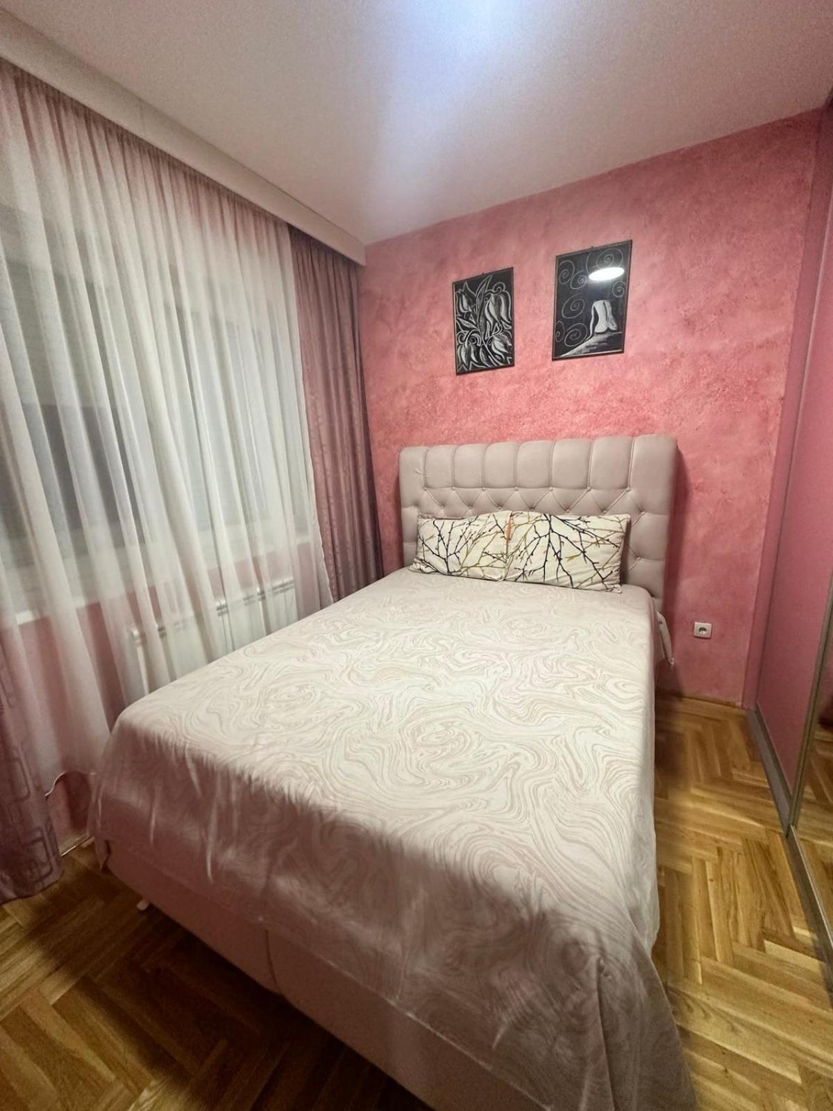 Apartman Kristina, Istocno Sarajevo,Vojvode Radomira Putnika 49F Lukavica ภายนอก รูปภาพ